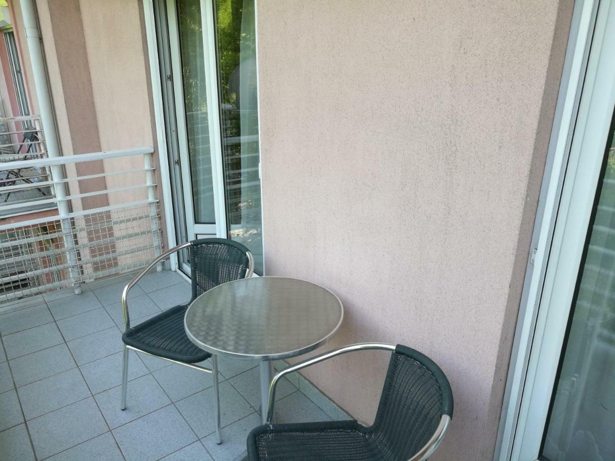 Niki Apartman Hévíz Exteriör bild